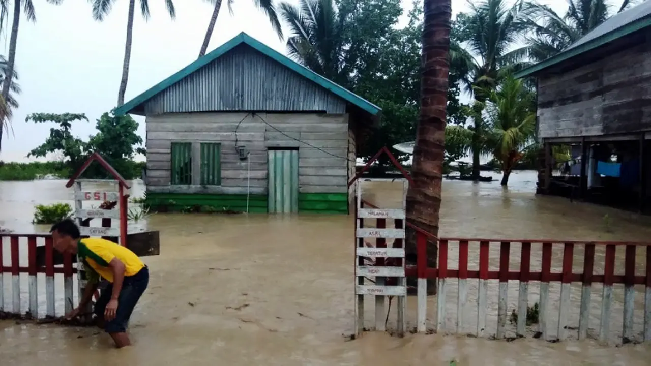 Banjir bandang di Sulawesi Tenggara