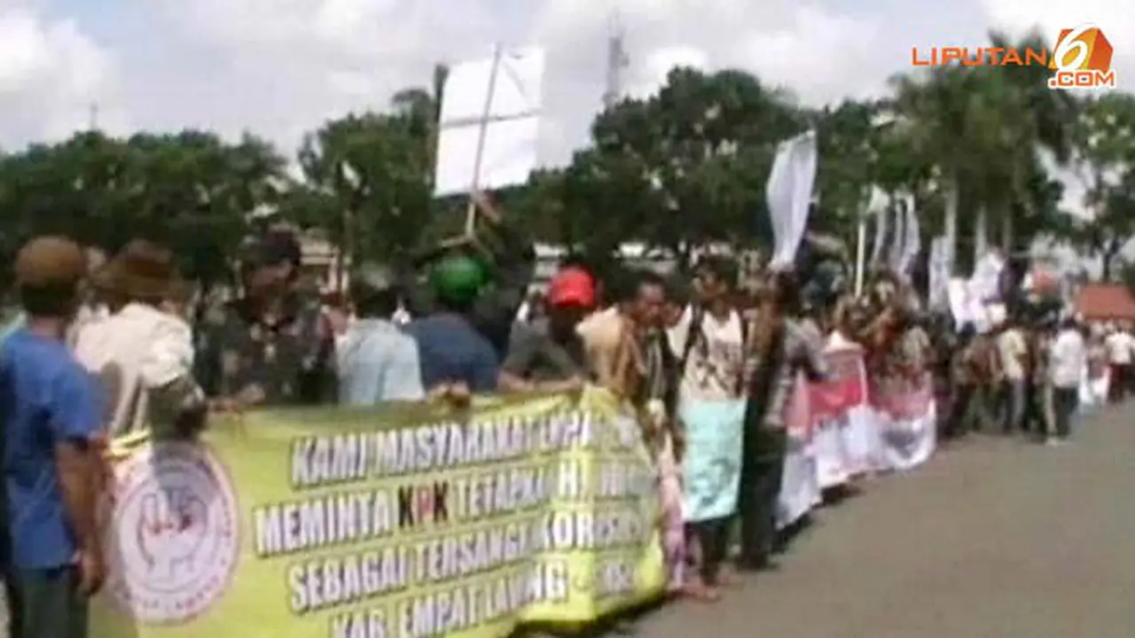 demo-bupati-130820d.jpg