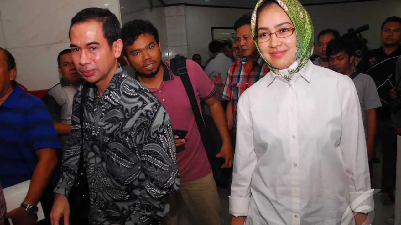 Airin Saksikan Wawan Menangis di Persidangan