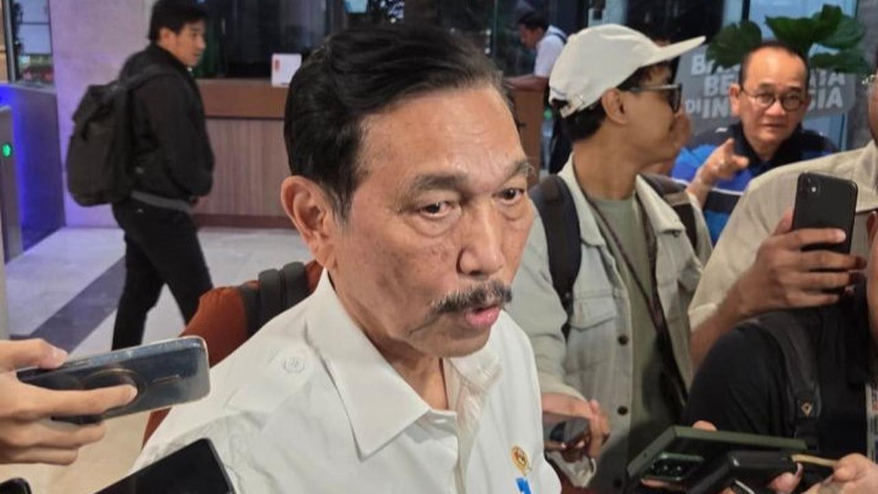 Luhut Gelar Rapat Perdana, Banyuwangi Jadi Laboratorium Uji Coba Digitalisasi Bansos