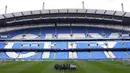 Pemain dan pelatih Real Madrid berkoordinasi saat melakukan latihan menjelang laga semifinal Liga Champions 2022/2023 melawan Manchester City di Etihad Stadium, Manchester, Selasa (16/05/2023) waktu setempat. (AP Photo/PA/Martin Rickett)