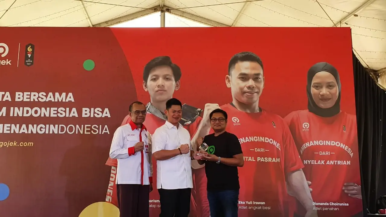 Sesmenpora, Gatot Dewa Broto, Ketua KOI, Raja Sapta Oktohari, dan Group Chief Marketing Officer Gojek, Ainul Yaqin.