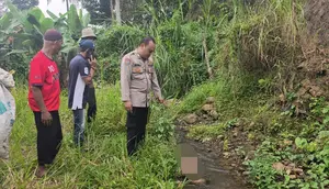 Geger Penemuan Mayat Wanita Lansia di Parit Sukabumi