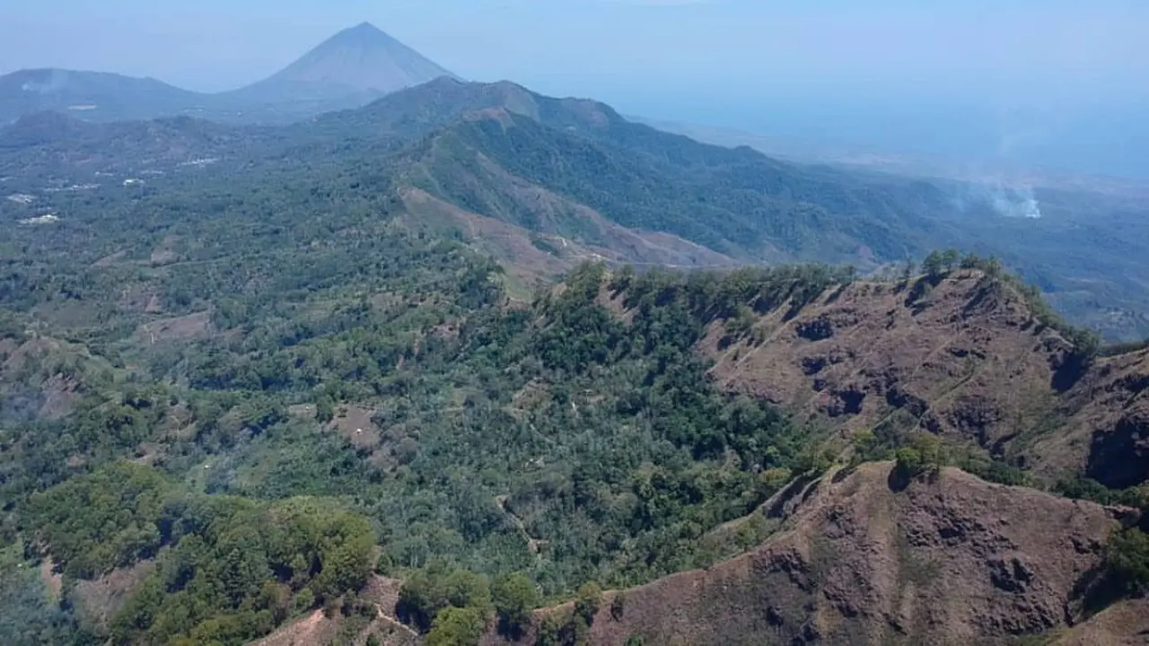 Desa Inelika di dekat Gunung Inelika Flores NTT