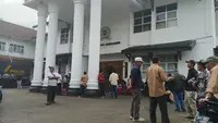 Ramai-ramai Ketua RT dan RW Tagih Janji Dana Abadi ke Wali Kota Sukabumi