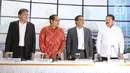 Ketua BPK Agung Firman Sampurna (kedua kanan, Wakil Ketua Agus Joko Pramono (kedua kiri) dan dua anggota Daniel Lumban Tobing (kiri) bersama Jaksa Agung Burhanuddin bersiap menyampaikan keterangan pers hasil pemeriksaan Asuransi Jiwasraya di Jakarta, Rabu (8/1/2020). (Liputan6.com/Herman Zakharia)