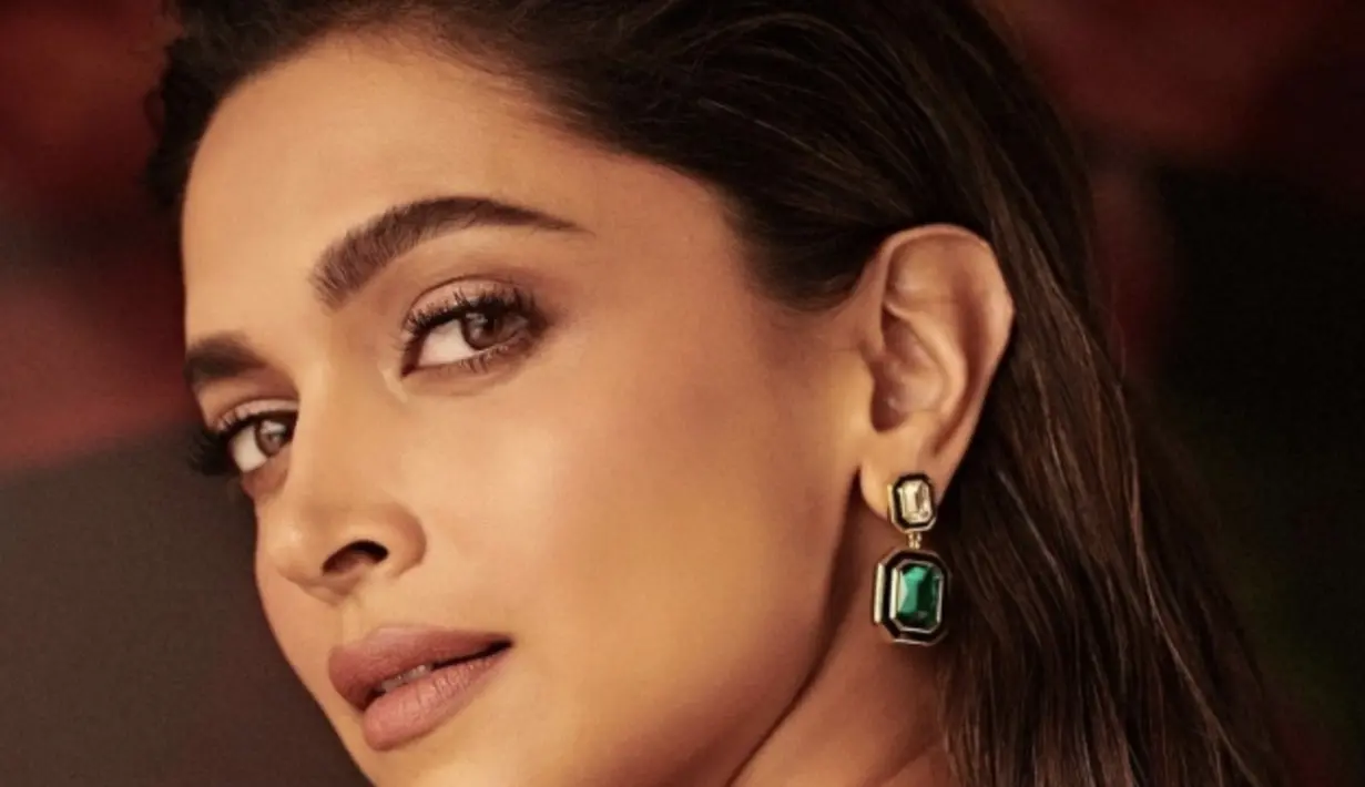 Deepika Padukone menduduki peringkat 9, kecantikannya mendapatkan score 91,22%.
 [Foto: instagram.com/deepikapadukone]