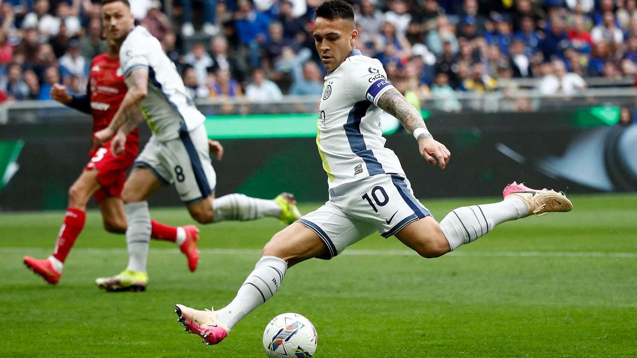 FOTO: Kalahkan Cagliari 3-1, Mantapkan Posisi Inter Milan di Puncak Klasemen Liga Italia