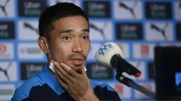 Bek baru Marseille, Yuto Nagatomo saat konferensi pers di Marseille (2/9/2020). Nagatomo bermain selama tujuh musim di Inter Milan (2011 sampai 2018). (AFP/Christophe Simon)