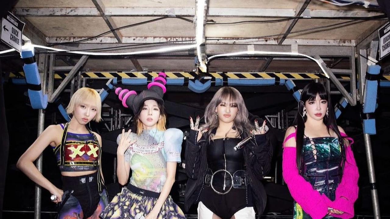 2NE1