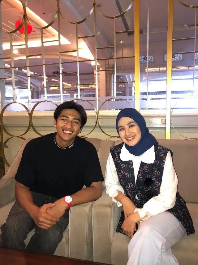 Harris Vriza dan Cut Syifa