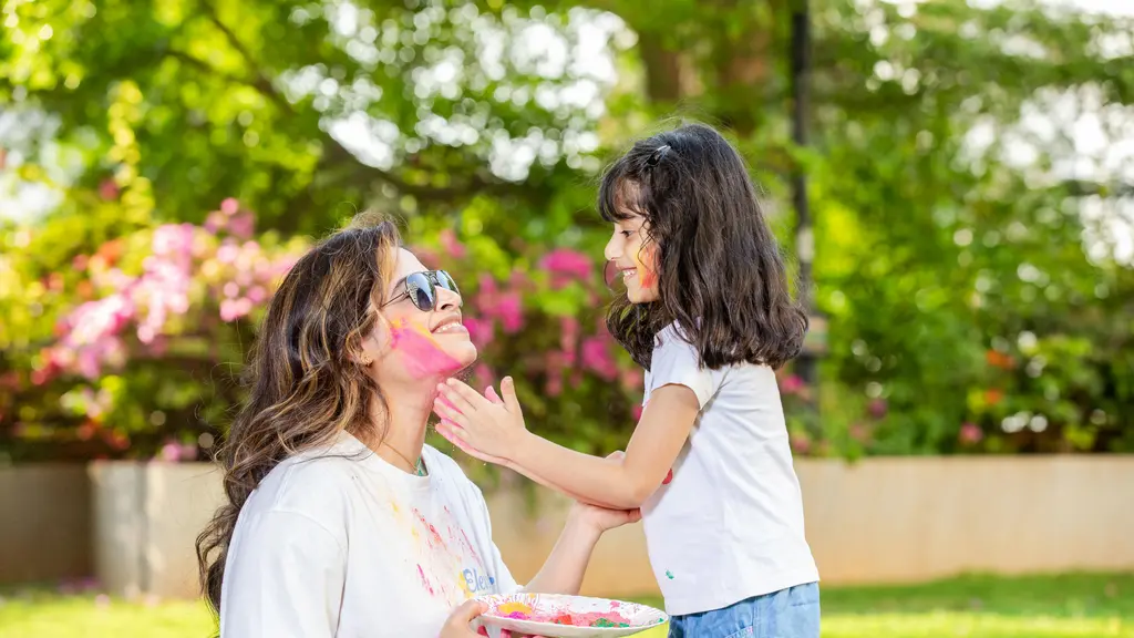 Ilustrasi kebersamaan orangtua dan anak (sumber foto: pexels.com/Anil Sharma)