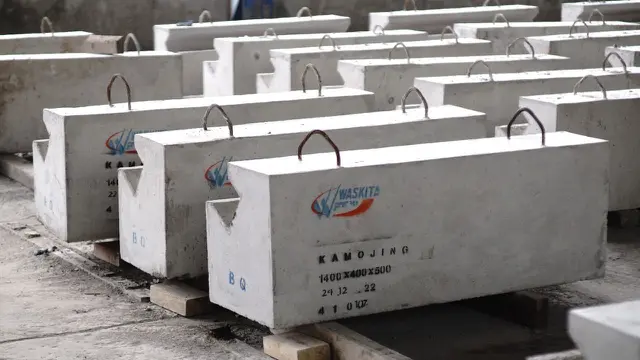 PT Waskita Beton Precast Tbk (WSBP) tengah memproduksi salah satu produk baru– Sloof.