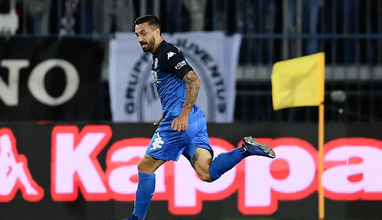 6. Francesco Caputo (Empoli) - 11 gol dan 3 assist (AFP/Marco Bertorello)