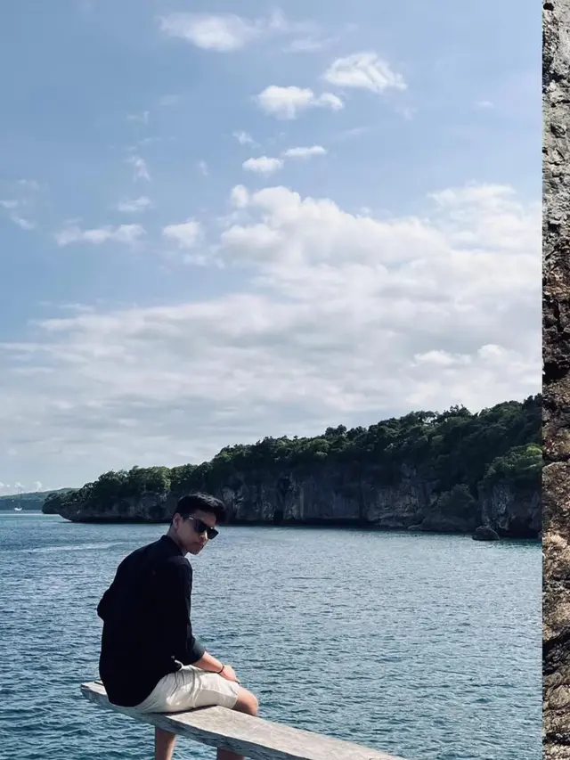 El Putra Sarira perankan Rangga di Film Rangga dan Cinta. (credit:instagram.com/filmranggacinta)