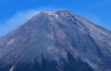 Gunung Semeru Kembali Erupsi, Ini 4 Fakta di Baliknya