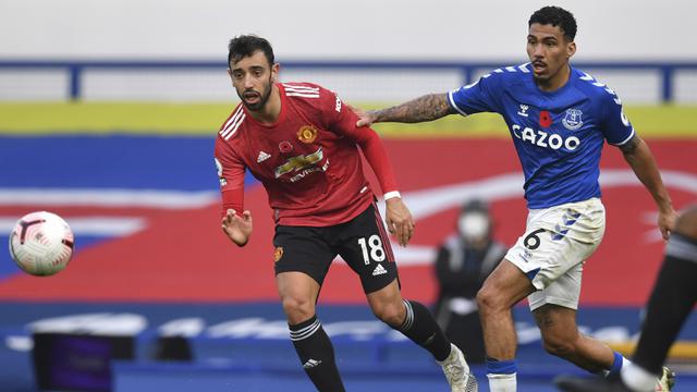 Edinson Cavani Cetak Gol Perdana, Manchester United Hajar Everton 3-1