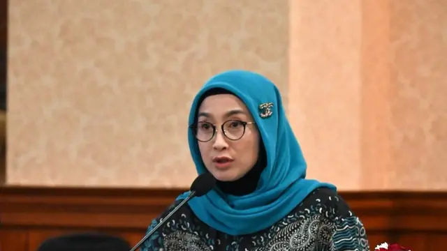 Profil dan Perjalanan Karier Desy Ratnasari, Mentereng jadi Artis hingga Pejabat  (credit: instagram/desyratnasariterdepan).