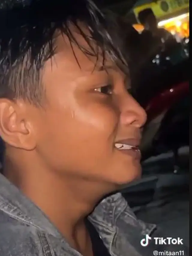 6 Potret Fajar yang Viral Karena Cintanya Tak Dihargai, Cowok Asal Gorontalo