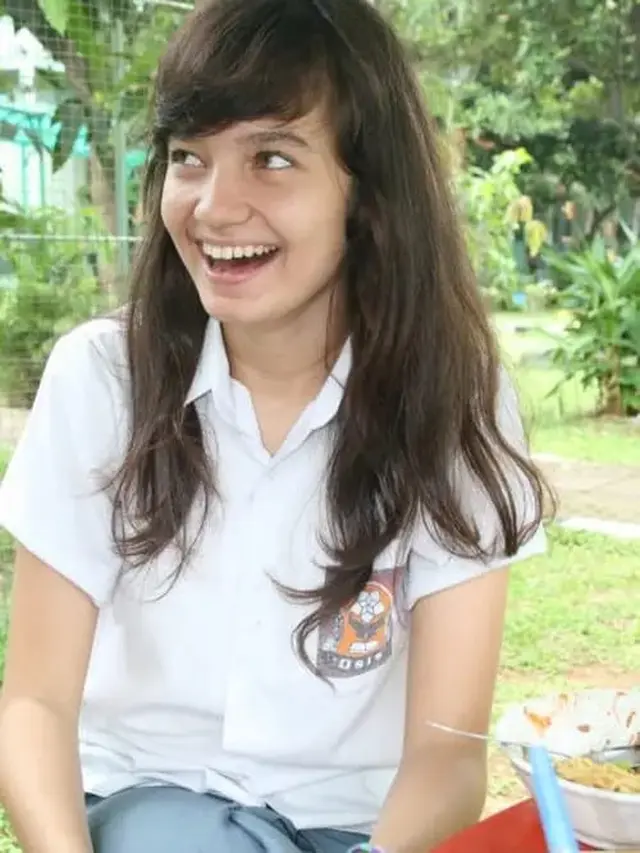 Pamer Foto saat Ikut Casting, Ini 7 Potret Enzy Storia di Awal Karier