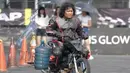 Modifikasi motor bebek dengan keranjang galon. (Source: Youtube)