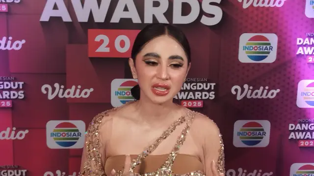 Dewi Perssik