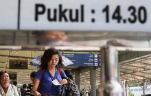 FOTO: Penampakan Stasiun Pasar Senen Mulai Dipadati Pemudik Natal 2023 dan Tahun Baru 2024