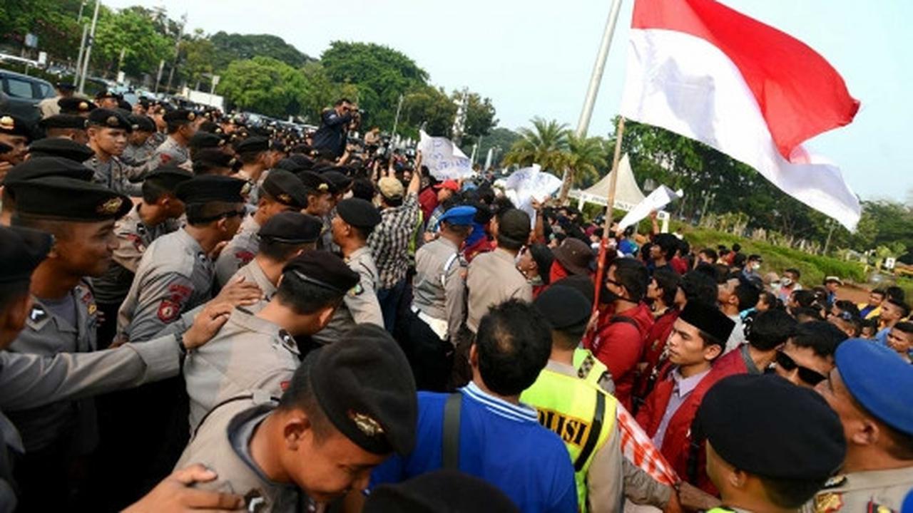Massa sekarang tak boleh demo lewati pembatas Istana Negara ini