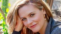 Rahasia Awet Muda Alicia Silverstone di Usia 48 Tahun, Mengaku Tak Pernah Operasi Plastik