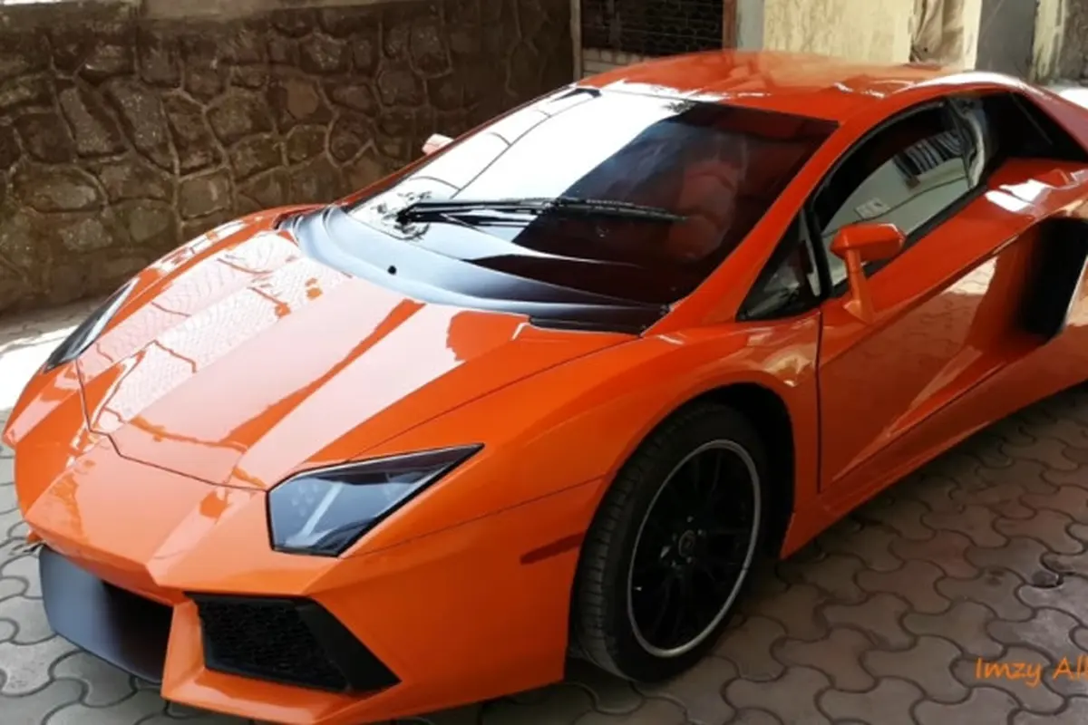 Lamborghini Aventador