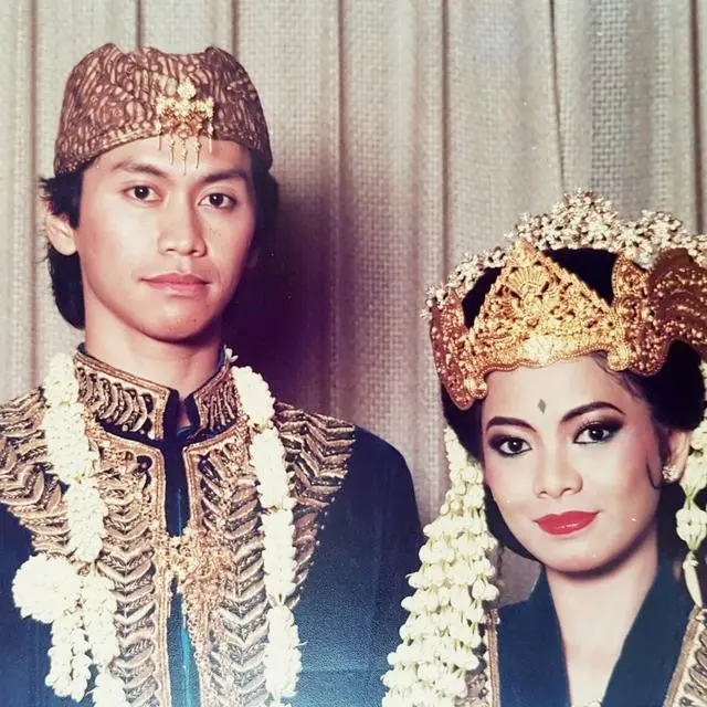 Potret Lawas Pernikahan Artis