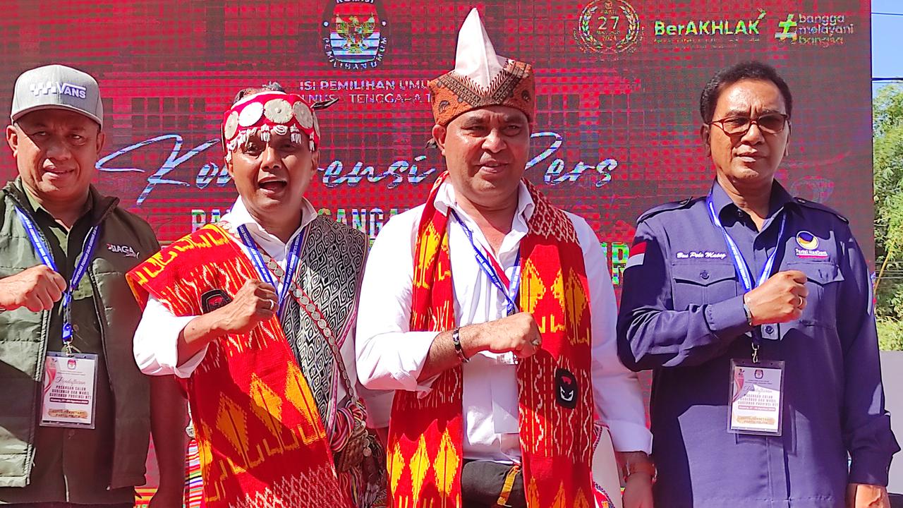 Simon Petrus-Adrianus Daftar ke KPU NTT pada Hari Pertama, Diusung Nasdem, PKB dan PKS