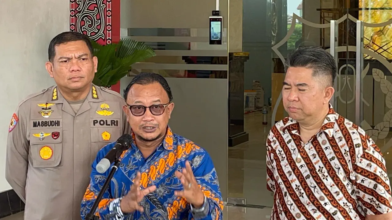 Komisioner Kompolnas, Muhammad Choirul Anam