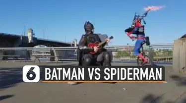 Biasanya superhero beraksi melawan kejahatan. Tetapi superhero ini malah bertarung memainkan alat musik.