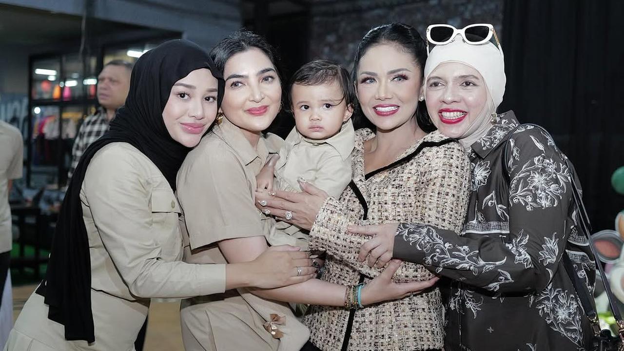 Momen Bahagia Aurel Hermansyah Bersama Ibu Kandung, Sambung dan Mertua dalam Satu Frame di Ulang Tahun Ameena