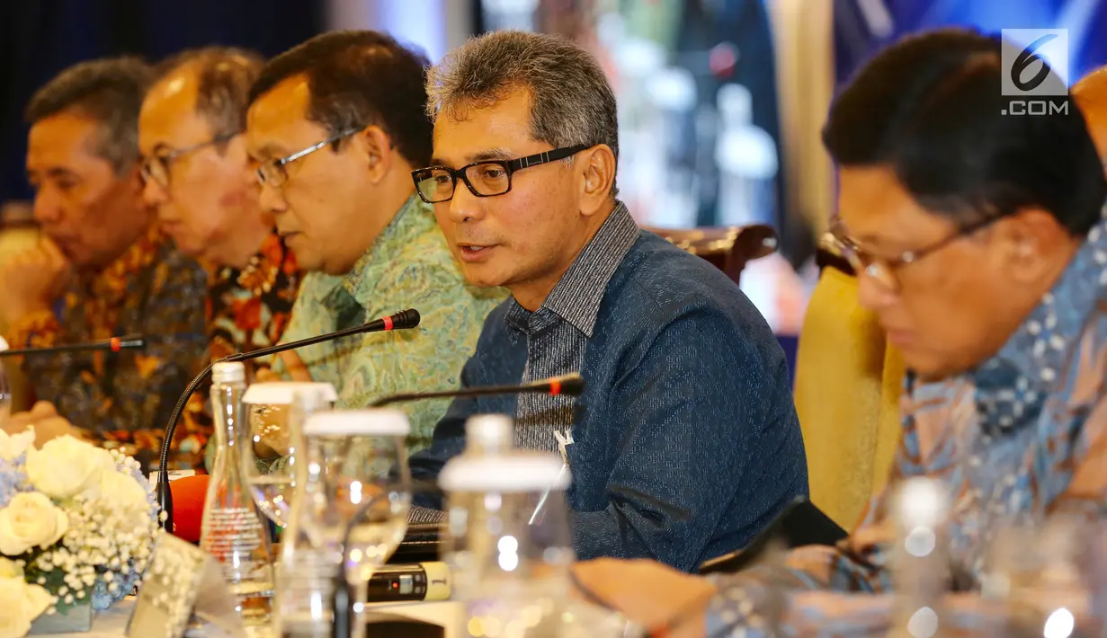 Plt Direktur Utama Bank BRI Sunarso memberi keterangan pers dalam Rapat Umum Pemegang Saham Luar Biasa (RUPSLB) di Jakarta, Senin (2/9/2019). Sunarso menjadi Direktur Utama Bank BRI setelah sebelumnya menjabat sebagai Wakil Direktur Utama Bank BRI. (Liputan6.com/Angga Yuniar)