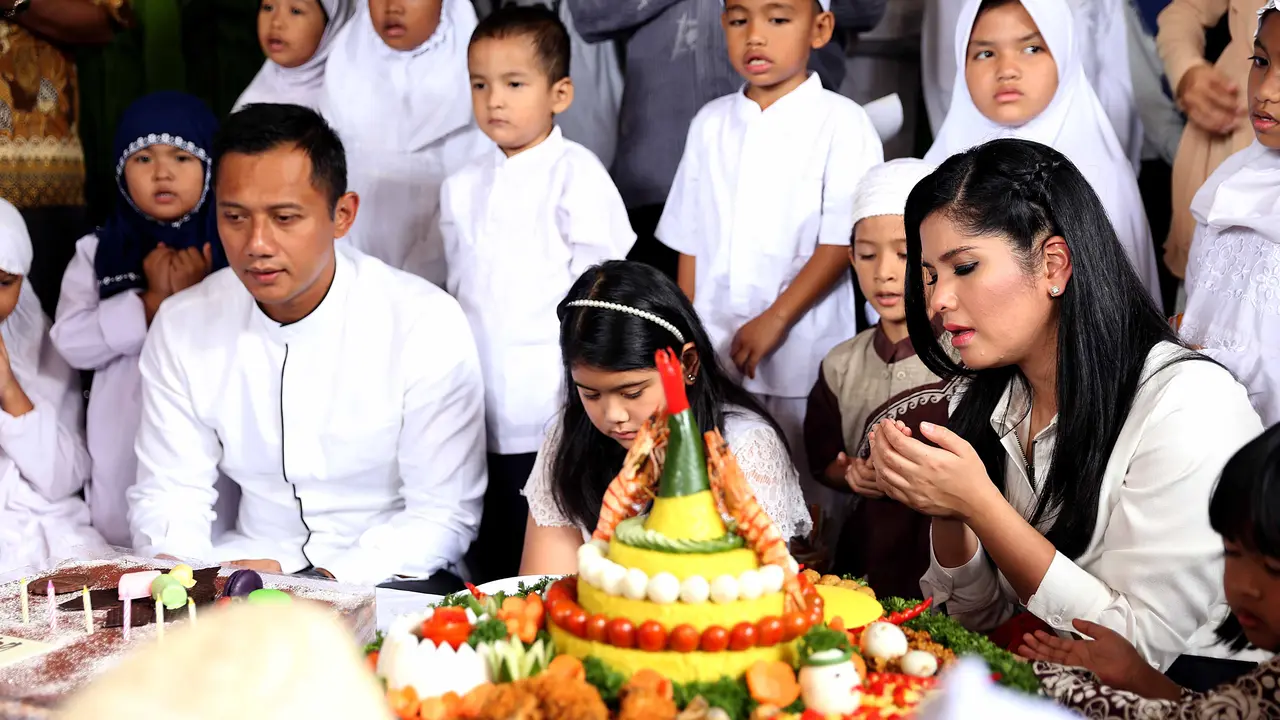 [Bintang] Annisa Pohan dan Agus Harimurti Yudhoyono