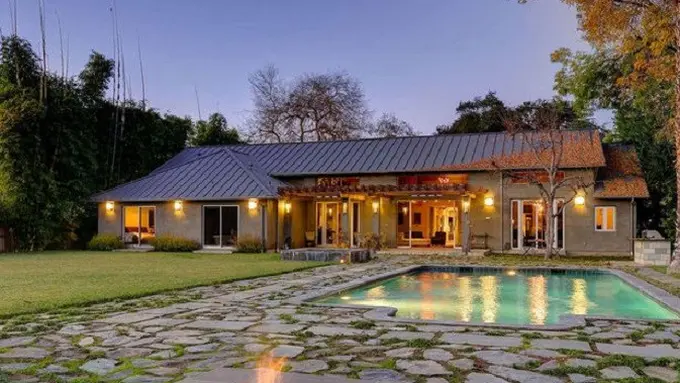 [Bintang] Rumah Megan Fox