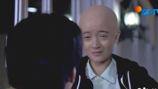 Dalami Peran, Ini 6 Potret Megan Domani Totalitas Tampil Botak