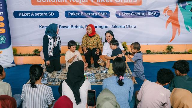Potret Andien Aisyah Dirikan Sekolah di Kampung Pemulung (credit: instagram/andienaisyah).