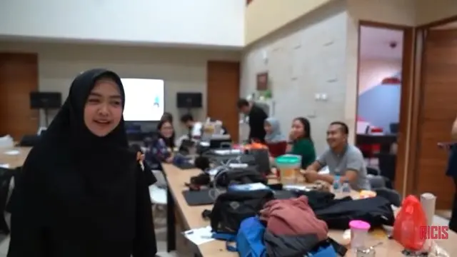 Ria Ricis di Kantor Raffi Ahmad