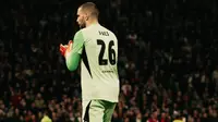 Maarten Paes menjalani debut bersama Ajax Amsterdam saat menjamu NEC Nijmegen dalam lanjutan Eredivisie 2025/2026 di Johan Cruyff ArenA, Minggu (22/2/2026) dini hari WIB. (Instagram Maarten Paes)