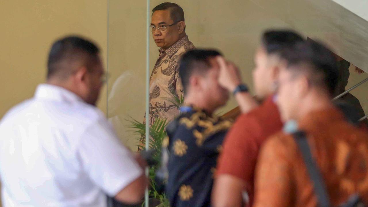FOTO: Bupati Pati Sudewo Kembali Diperiksa KPK Terkait Dugaan Kasus Korupsi Jalur Kereta