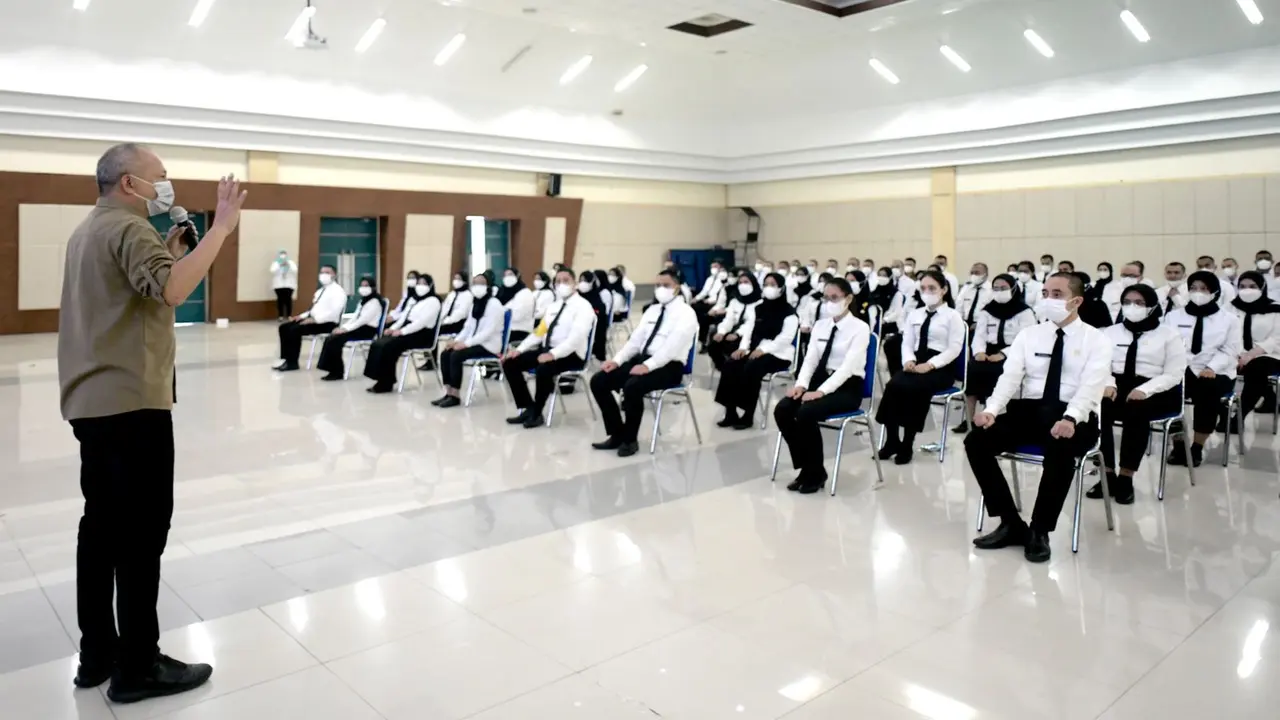 Sekretaris Daerah Provinsi Jawa Barat Setiawan Wangsaatmaja