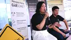 Marketing Manager Carsome Indonesia Maria Francisca memberikan pemaparan saat peluncuran kampanye Carsome #YakinGakMauIkutanMobilGoyang, di Jakarta, Selasa (30/4). Carsome merupakan platform daring jual mobil bekas dengan pelayanan Full Service Branch. (Liputan6.com/HO/Wahyu)