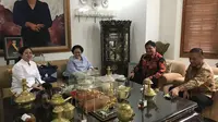 Ketua Umum PDIP Megawati Soekarnoputri bertemu Ketua Umum Golkar Airlangga Hartarto, Senin 16 Juli 2018. (dok. Istimewa)