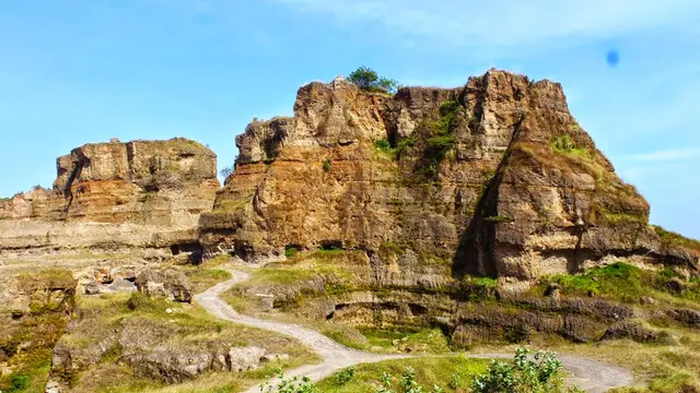 [Bintang] Brown Canyon, Tempat yang Wajib Kamu Sambangi di Semarang