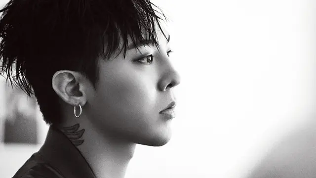 [Bintang] Cederanya Kambuh, G-Dragon Jalani Operasi Pergelangan Kaki