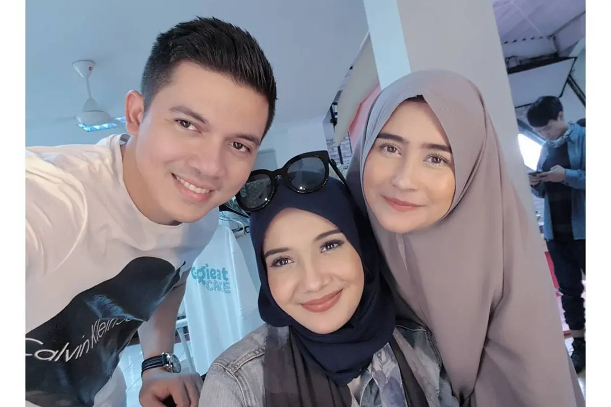 [Bintang] Irwansyah, Zaskia Sungkar, Prilly Latuconsina