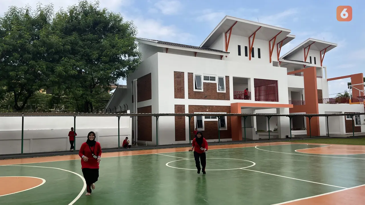 sekolah rakyat di sentra handayani jakarta timur (Liputan6.com/Radityo Priyasmoro)